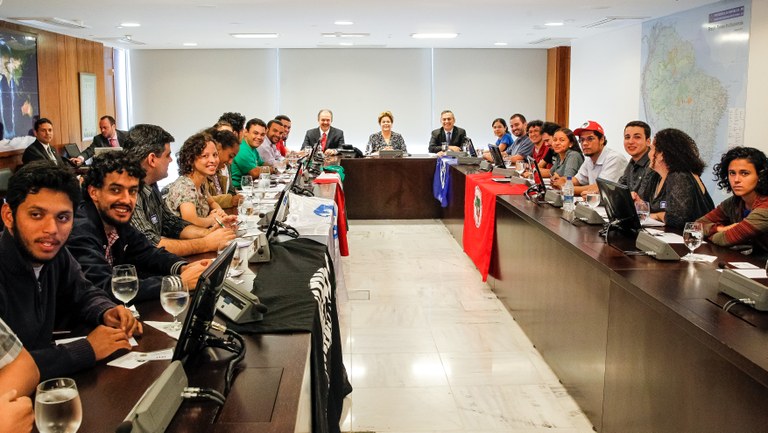 Representantes de Movimentos de Juventude - 01