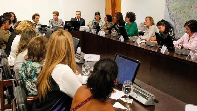 Representantes do Movimento de Mulheres - 02