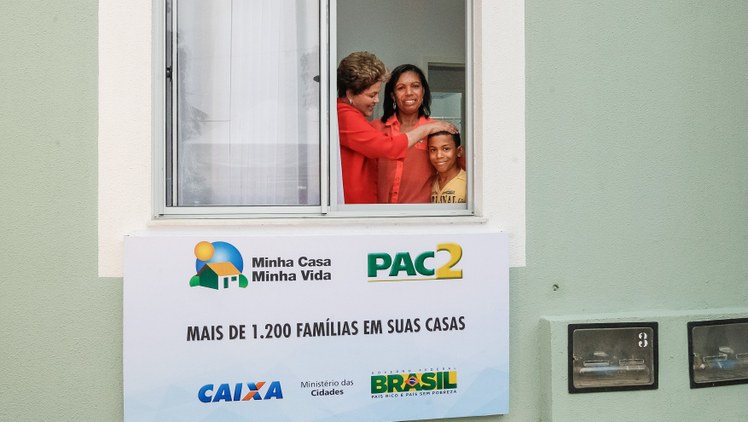 Residenciais EcoParque 2 e Viver Iguatemi, do programa Minha Casa Minha Vida - 01