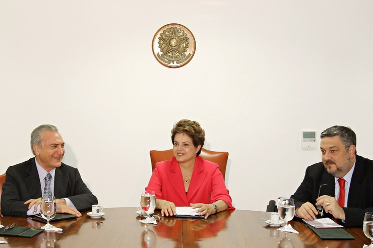 Dilma e o vice-presidente Michel Temer durante reunião de coordenação 1