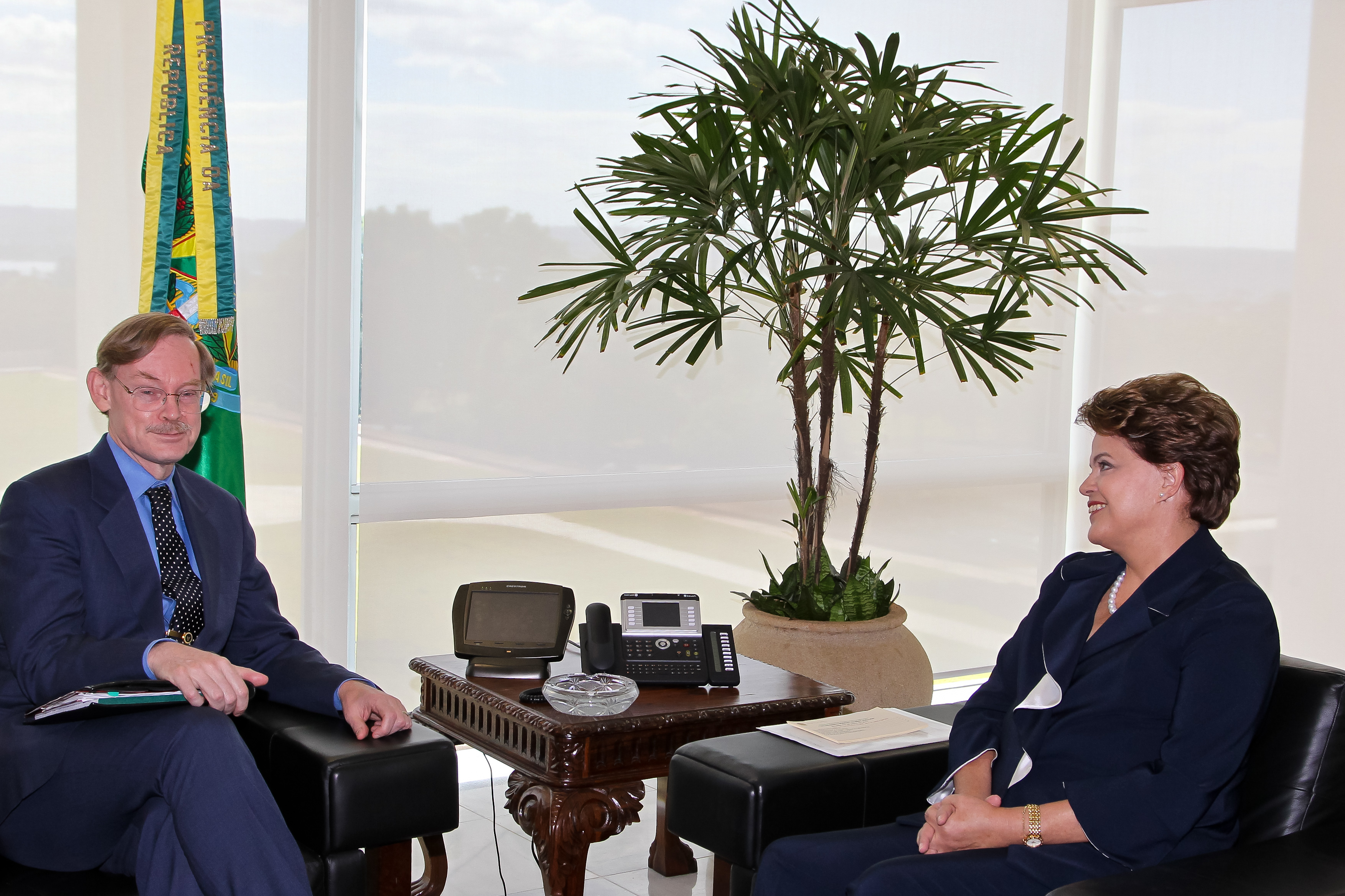 Presidenta Dilma Rousseff recebe o presidente do Banco Mundial, Robert Zoellick