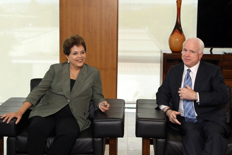 Presidenta Dilma Rousseff e o senador dos Estados Unidos da América, John McCain 2