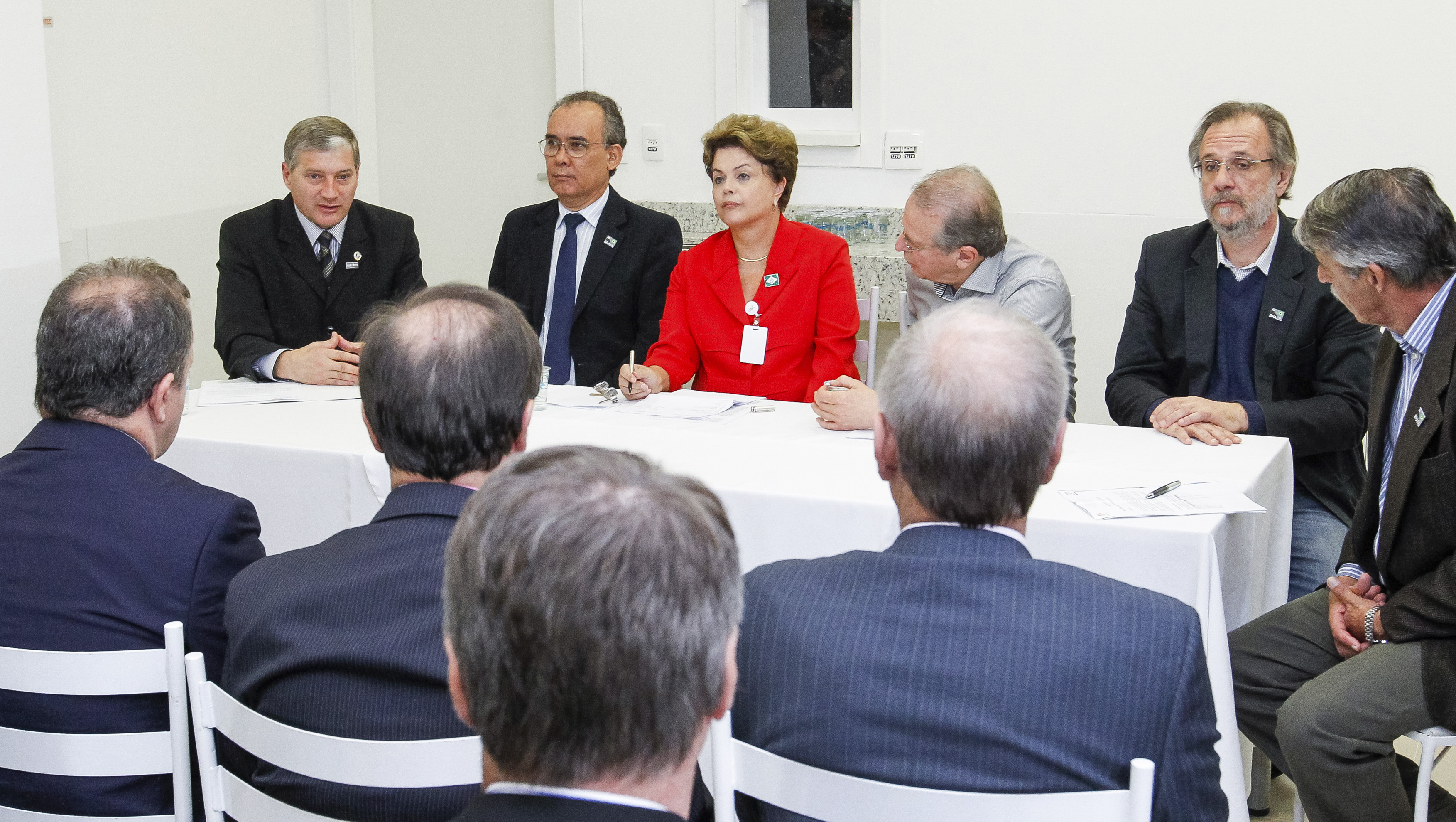 Reunião com Prefeitos dos municípios atingidos pelas enchentes no Estado do Rio Grande do Sul - 02