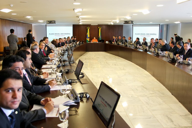 Presidenta Dilma Rousseff em reunião do Conselho Político no Palácio do Planalto 4