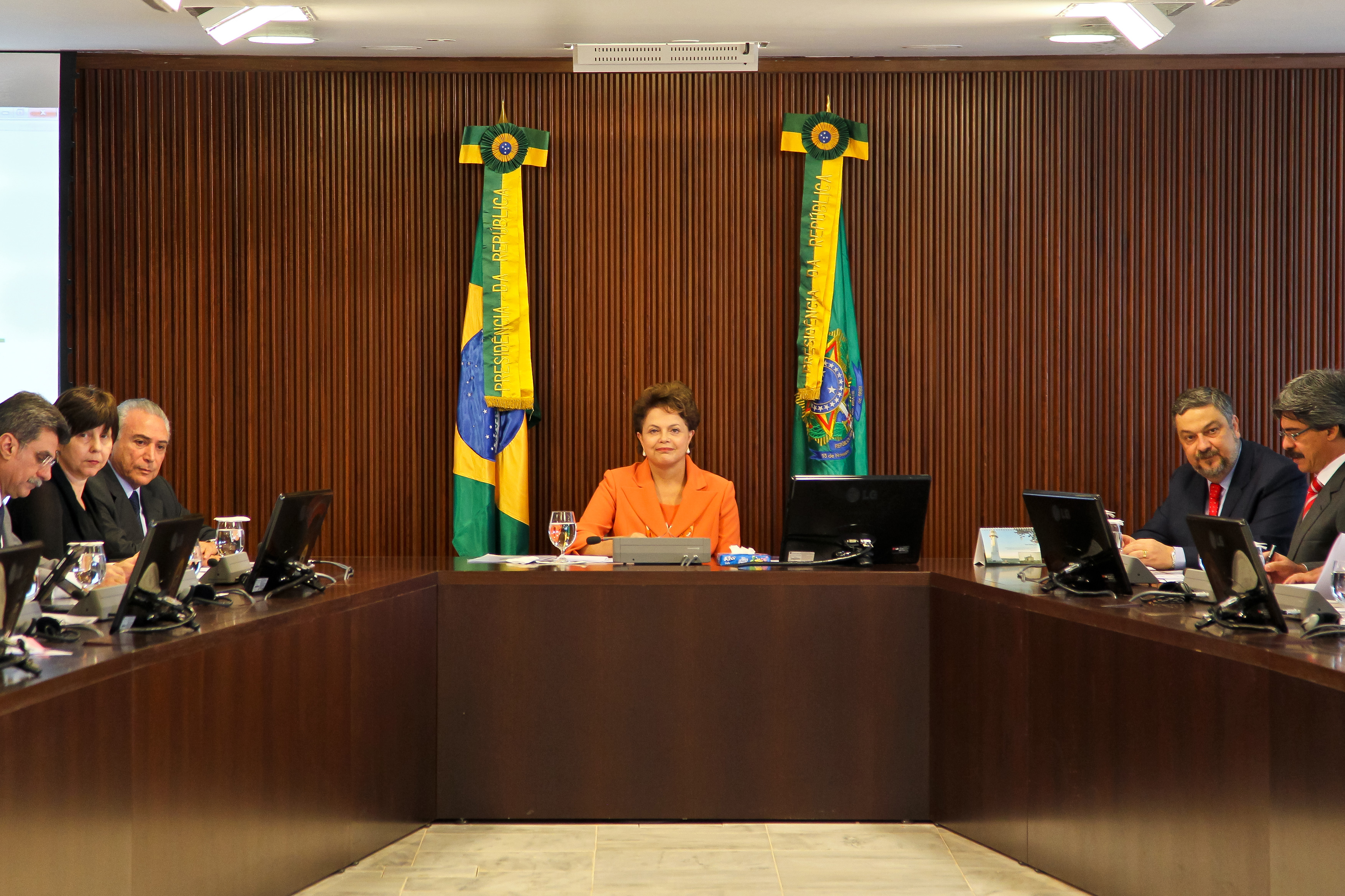 Presidenta Dilma Rousseff em reunião do Conselho Político no Palácio do Planalto 1