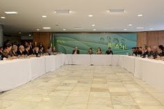 Dilma Rousseff durante reunião do PAC Mobilidade Grandes Cidades 3