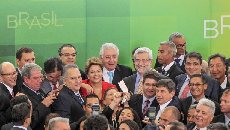 Sanção da Lei que altera o Simples Naciona - 11