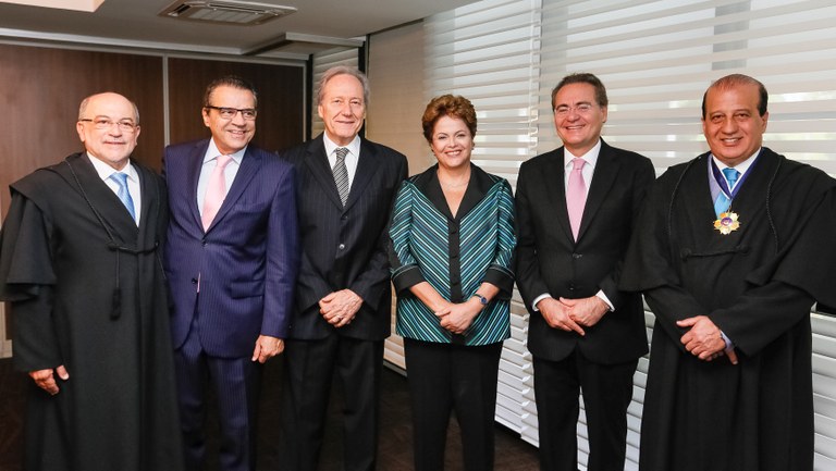 Sessão Extraordinária de posse dos Ministros Aroldo Cedraz e Raimundo Carreiro, nos cargos de Presidente e Vice-Presidente do Tribunal de Contas da União (TCU) - 02 Sessão Extraordinária de posse dos Ministros Aroldo Cedraz e Raimundo Carreiro, nos cargos de Presidente e Vice-Presidente do Tribunal de Contas da União (TCU) - 02