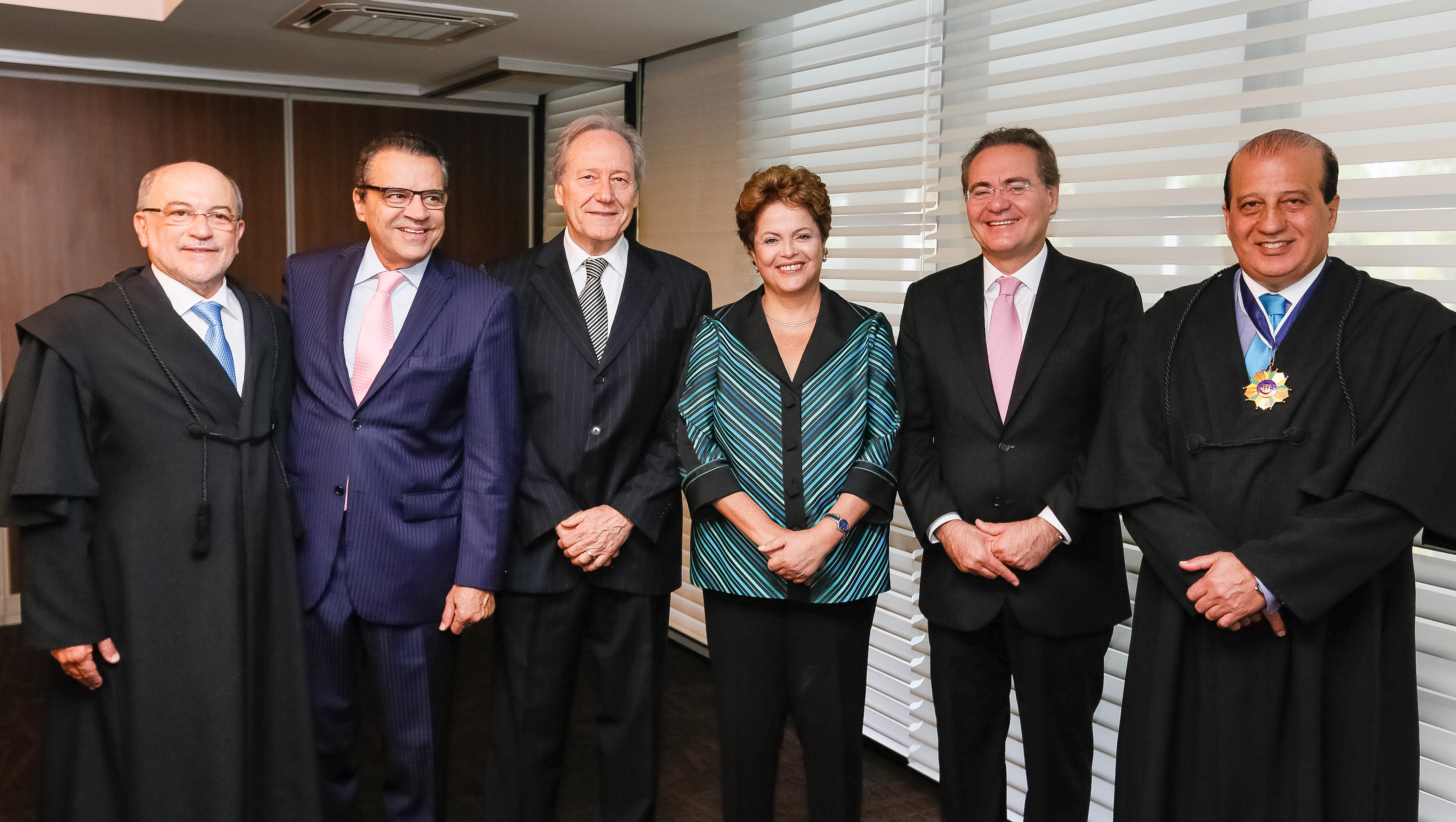 Sessão Extraordinária de posse dos Ministros Aroldo Cedraz e Raimundo Carreiro, nos cargos de Presidente e Vice-Presidente do Tribunal de Contas da União (TCU) - 02
