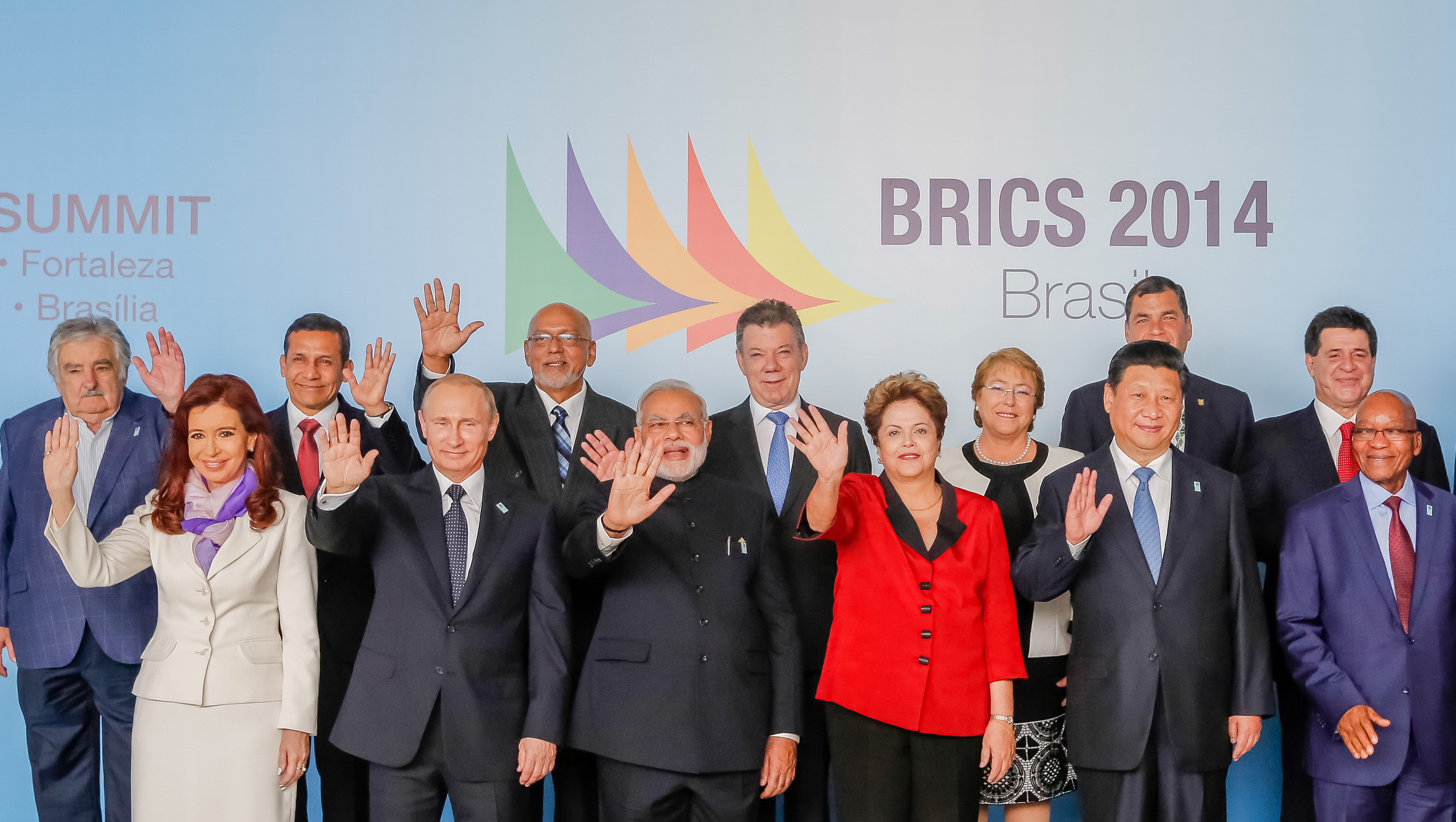 Sessão de Trabalho da VI Cúpula dos BRICS - 13