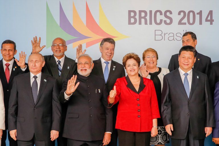Sessão de Trabalho da VI Cúpula dos BRICS - 11