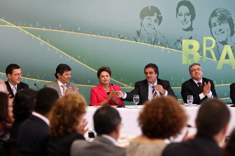 Dilma Rousseff durante abertura do seminário de implantação 2