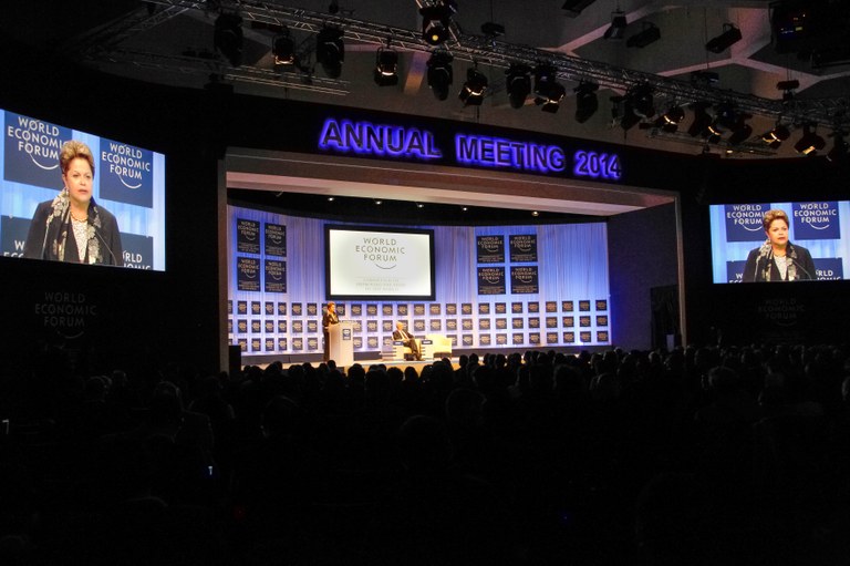 Sessão Plenária do Fórum Econômico Mundial 2014 - 06