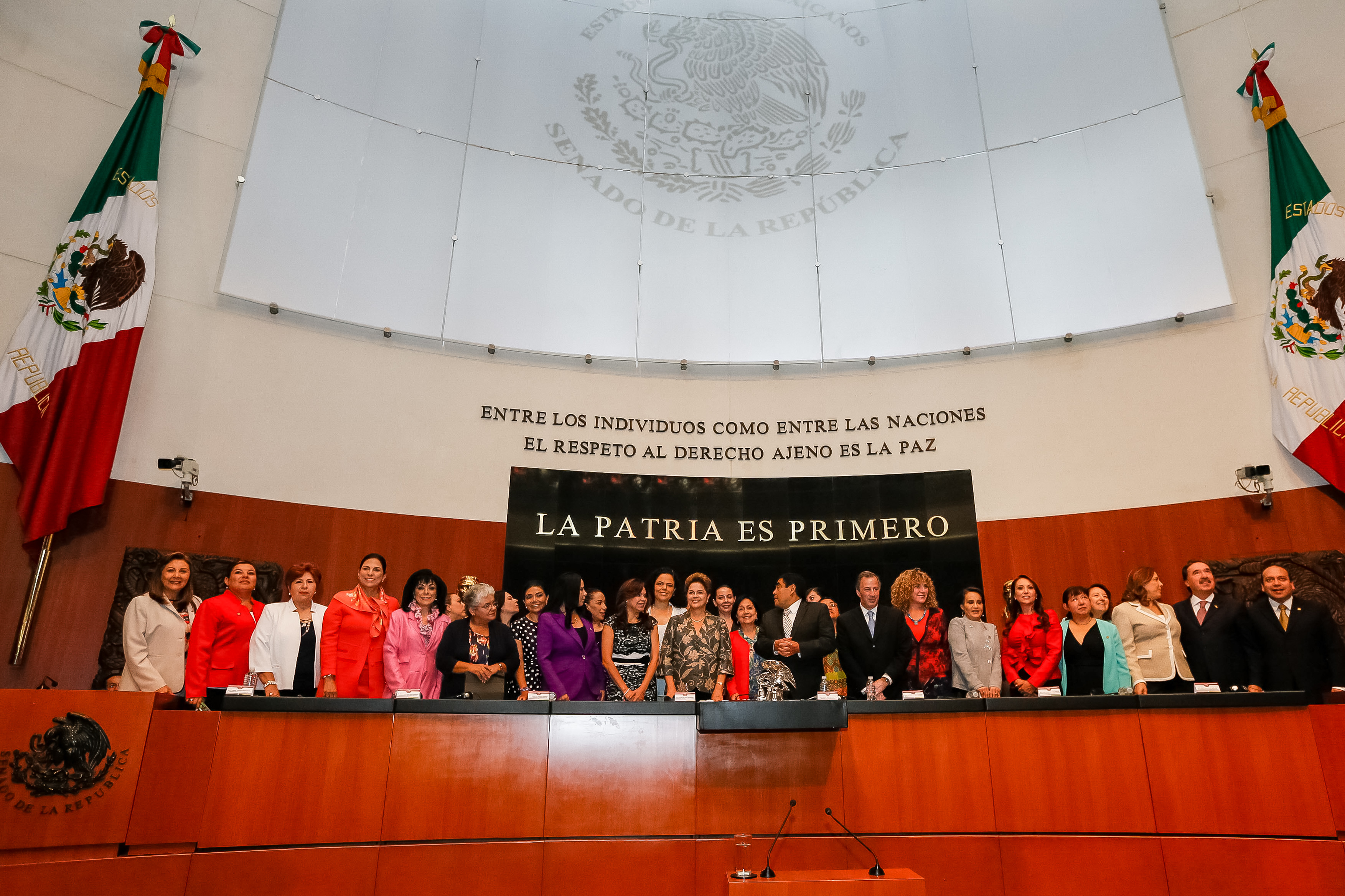 Sessão solene da Comissão Permanente do Congresso da União em homenagem à Presidenta da República - 09