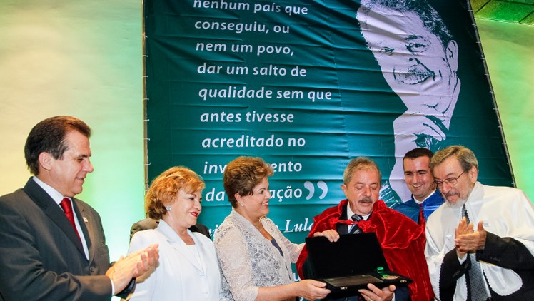 Sessão Solene do Conselho Universitário da UF-ABC para entrega do título Doutor Honoris Causa ao ex-presidente Luiz Inácio Lula da Silva - 05