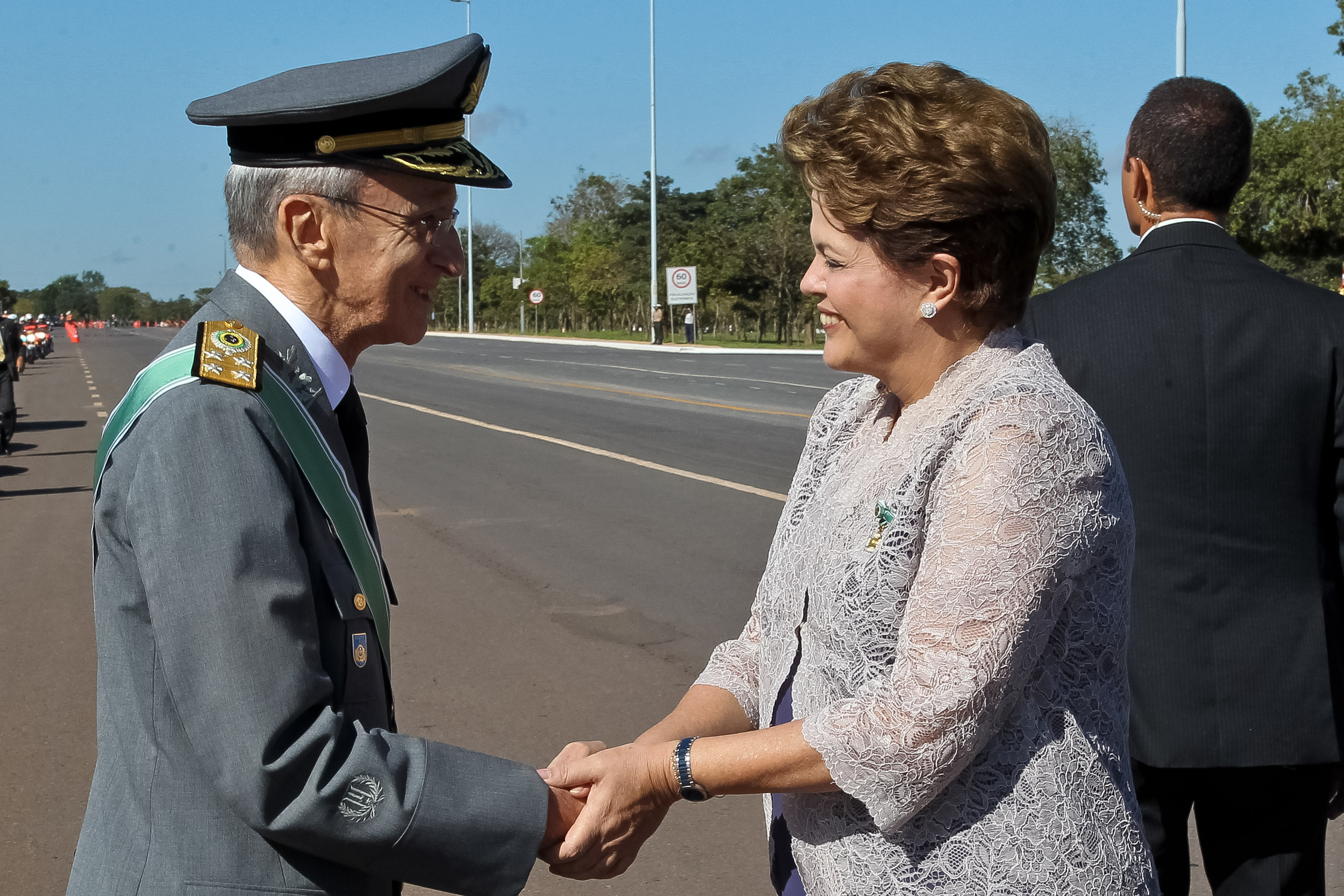 Solenidade Cívico-Militar do Dia do Exército e imposição da Comenda da Ordem do Mérito Militar - 04