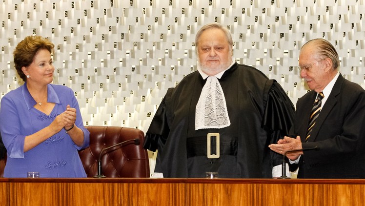Dilma na posse de Felix Fischer no STJ