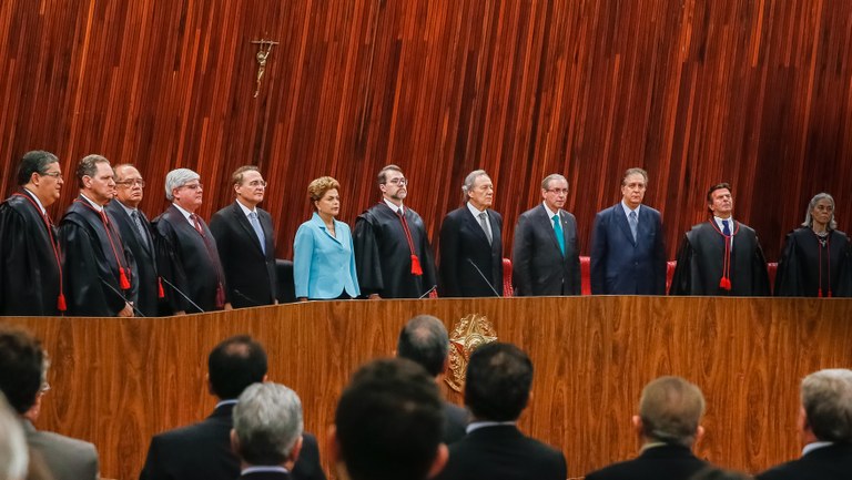 Solenidade em comemoração aos 70 anos de reinstalação da Justiça Eleitoral - 04