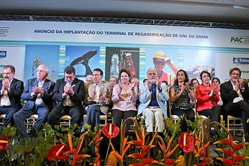 Dilma e governador Jaques Wagner participam da cerimônia 1 Dilma e governador Jaques Wagner participam da cerimônia 1