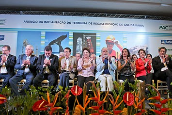 Dilma e governador Jaques Wagner participam da cerimônia 1