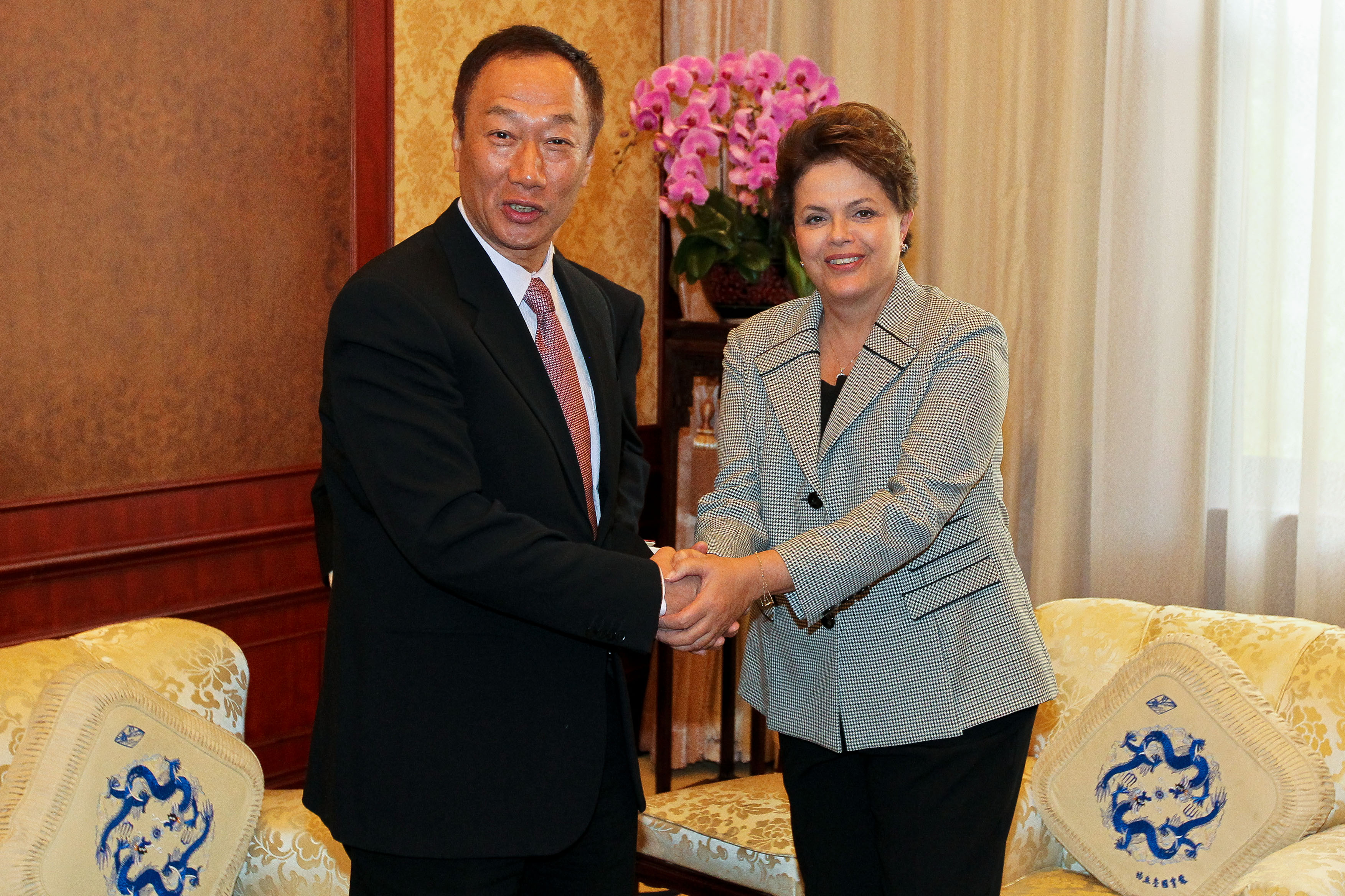 Dilma durante encontro com o presidente da Empresa Foxconn, Terry Gou 2