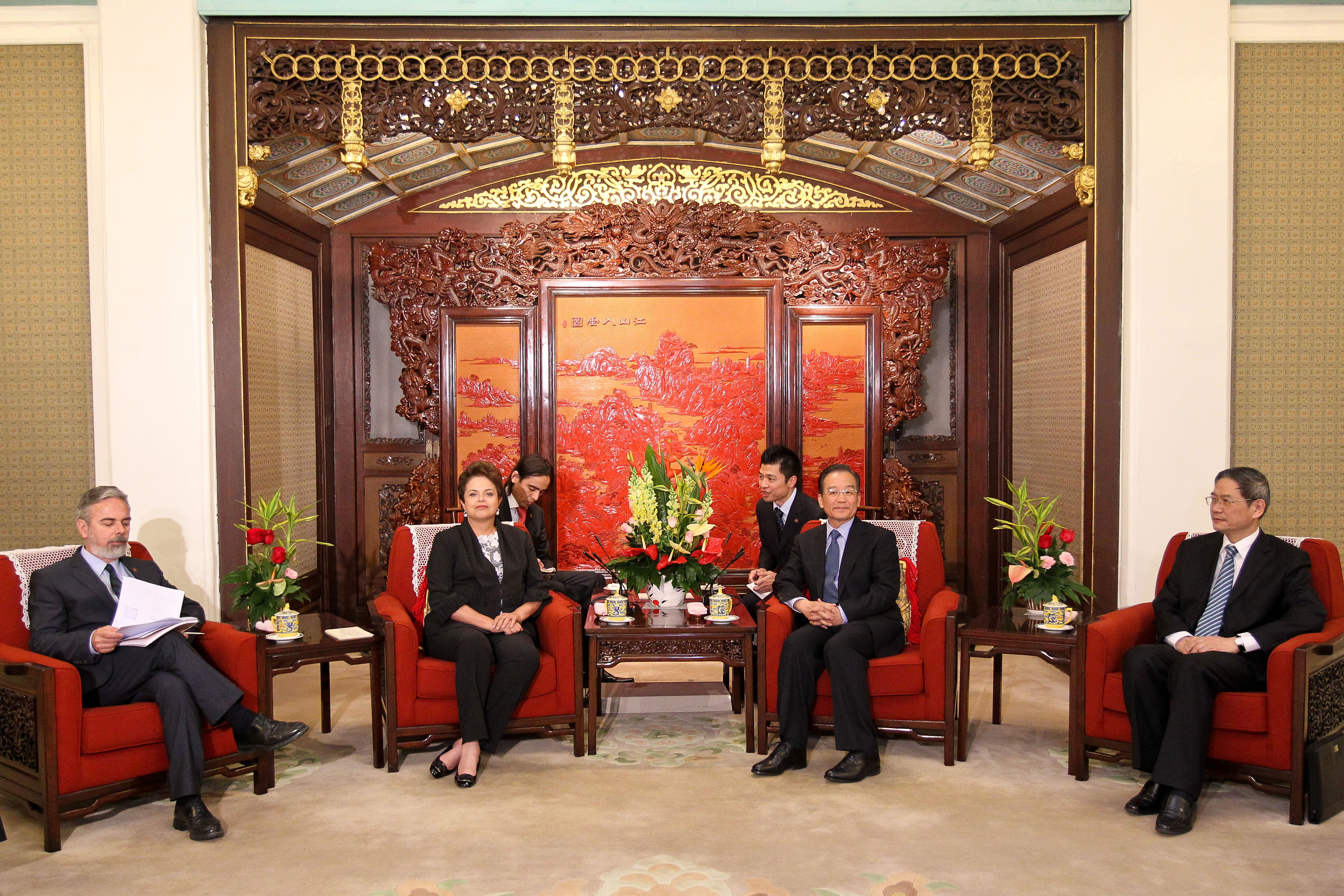 Dilma Rousseff em encontro com o primeiro-ministro da China, Wen Jiabao 3
