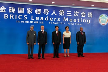Dilma Rousseff durante foto oficial da 3ª Cúpula dos BRICS 7