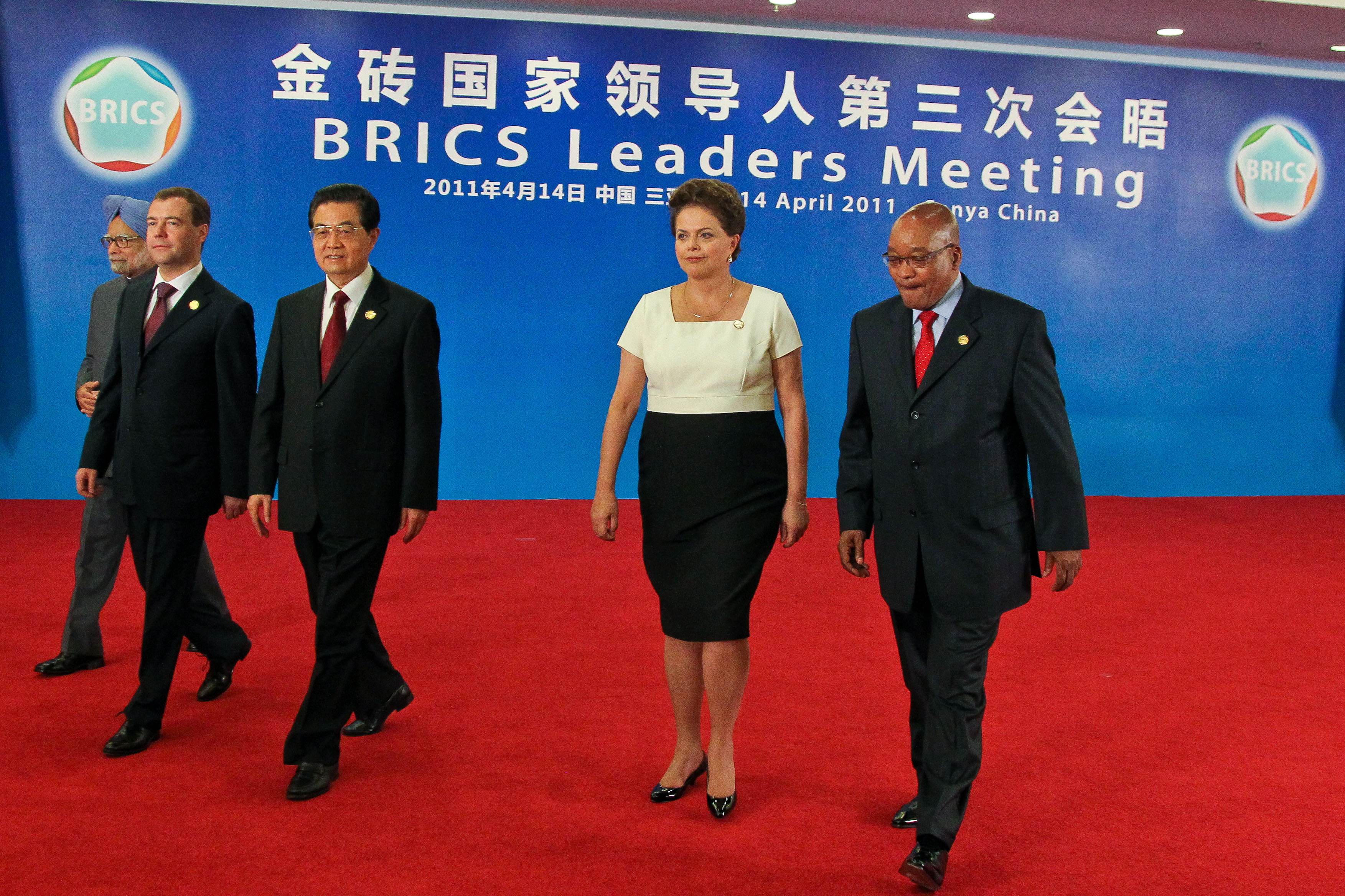 Dilma Rousseff durante foto oficial da 3ª Cúpula dos BRICS