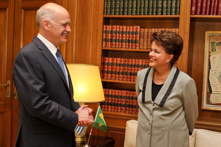 Dilma Rousseff durante encontro com Georges Papandreu 4