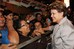 Dilma Rousseff cumprimenta populares