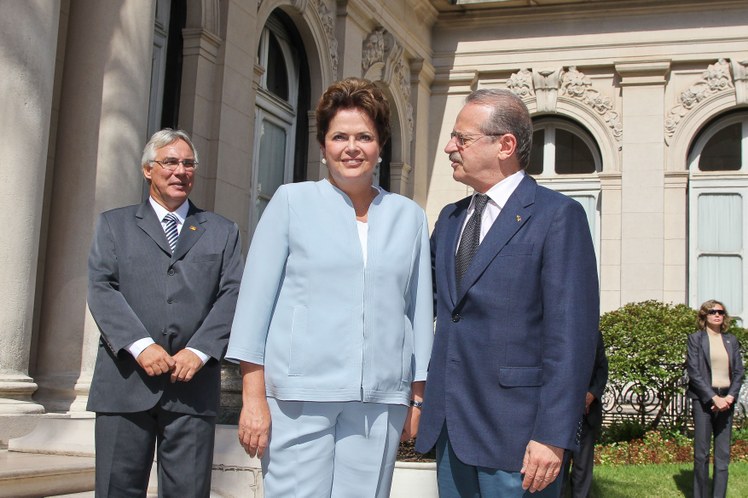 Presidenta Dilma Rousseff durante encontro com o governador do Rio Grande do Sul, Tarso Genro 5