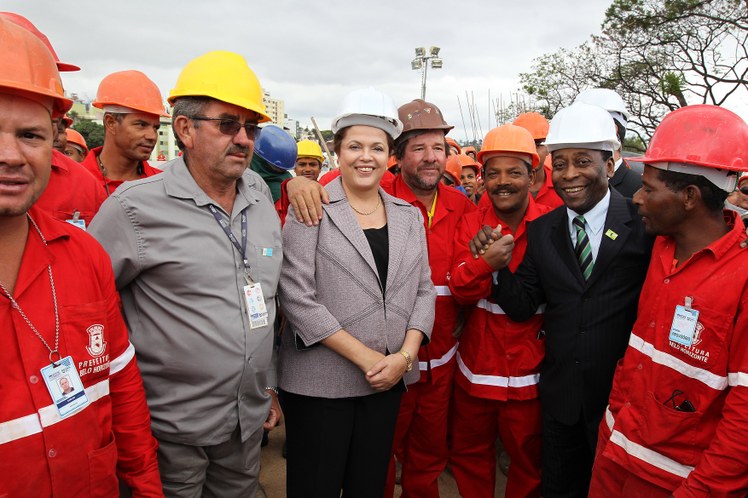Visita a Obras da Copa do Mundo da FIFA brasil 2014 - 7