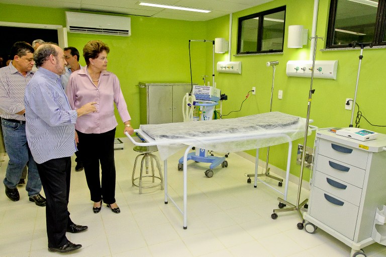 Presidenta Dilma Rousseff visita a Policlínica