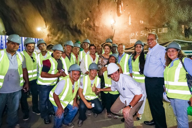 Visita à Travessia do Túnel de Conexão entre São Conrado e a Barra na Linha 4 do Metrô - Trackmobile - 01
