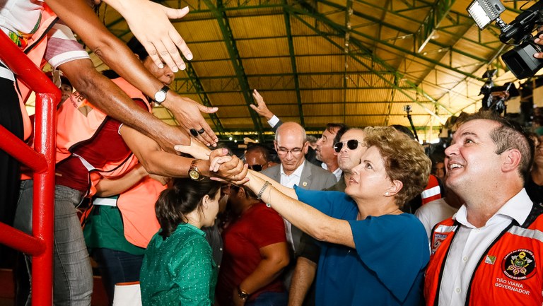 Visita ao alojamento das vítimas das áreas alagadas - 01