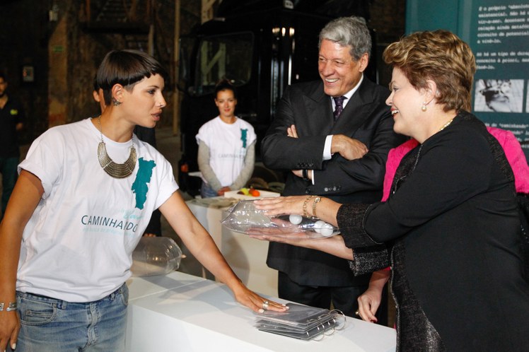 Visita ao espaço Brasil - 01