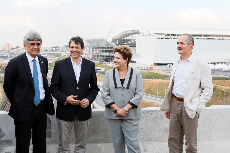 Visita às obras viárias do entorno do Pólo Itaquera - 02