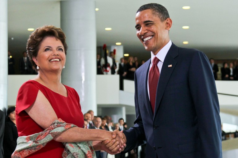 Dilma Rousseff e o presidente dos Estados Unidos, Barack Obama, durante cerimônia oficial de chegada ao Brasil 3 Dilma Rousseff e o presidente dos Estados Unidos, Barack Obama, durante cerimônia oficial de chegada ao Brasil 3