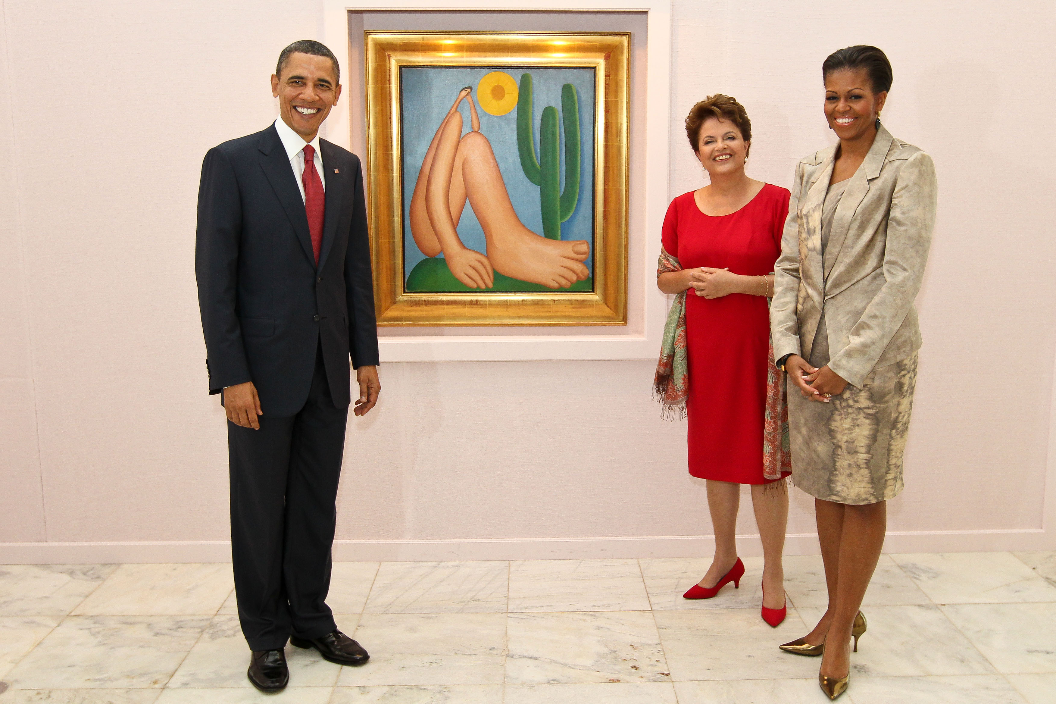 Presidenta Dilma Rousseff, presidente Barack Obama e primeira-dama Michelle Obama visitam a exposição Mulheres Artistas e Brasileiras 2