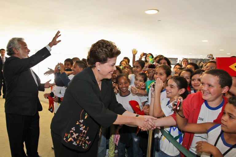 Presidenta durante cerimônia oficial de chegada do primeiro-ministro do Timor Leste, Xanana Gusmão 1