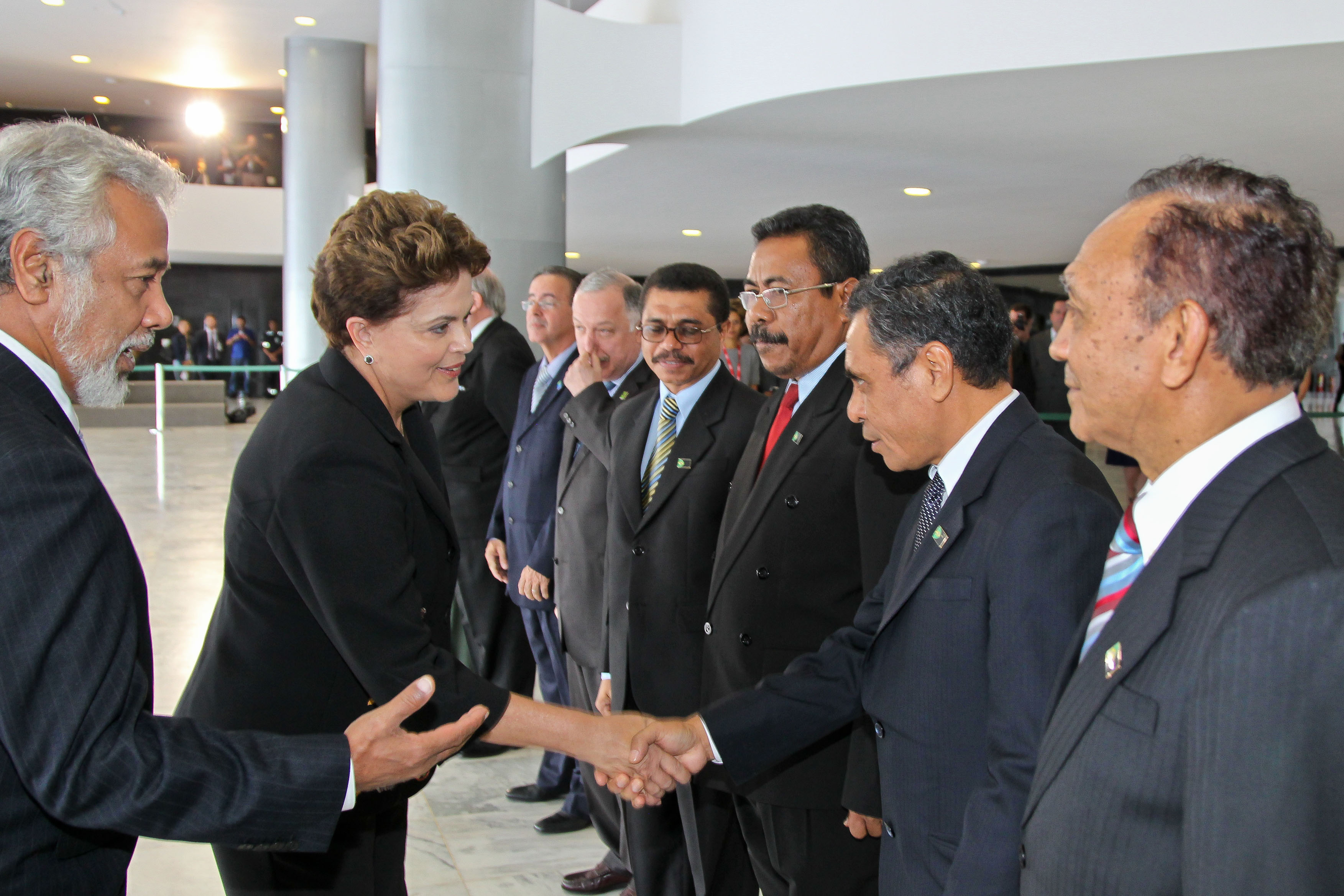 Presidenta durante cerimônia oficial de chegada do primeiro-ministro do Timor Leste, Xanana Gusmão 2