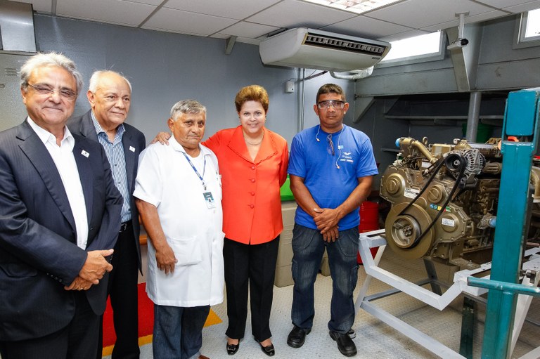 Visita inaugural do Barco-Escola Samaúma II - 01