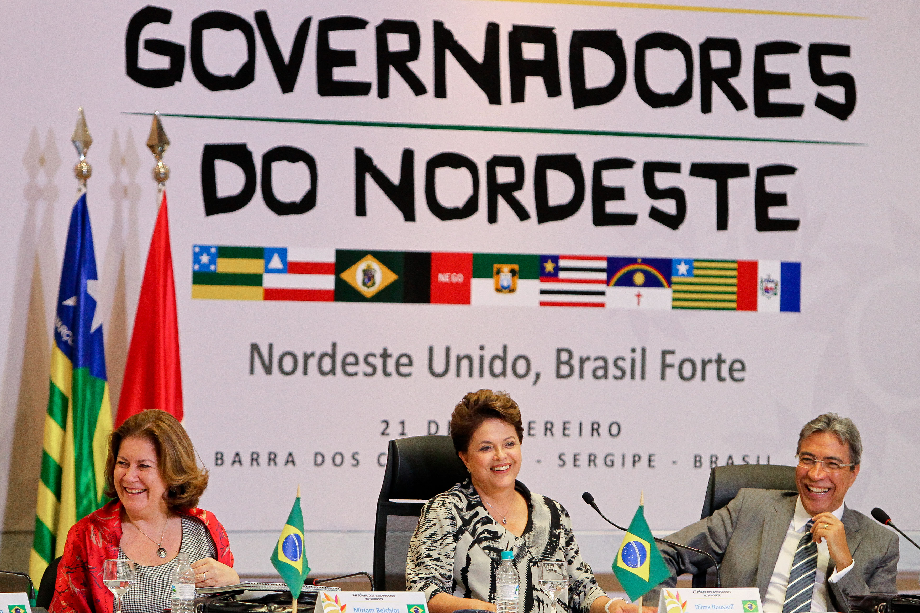 Dilma, Miriam Belchior e o governador de Sergipe, Marcelo Déda, em cerimônia de abertura do XII Fórum dos Governadores do Nordeste