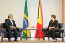  Presidenta Dilma Rousseff conversa com o primeiro-ministro do Timor Leste, Xanana Gusmão, que visita oficialmente o Brasil. Brasília-DF, 03/03/2011