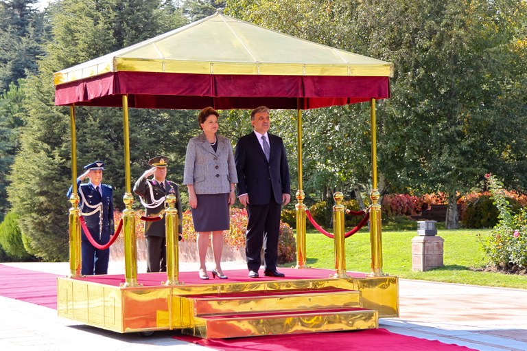  Presidenta Dilma Rousseff ao lado do Presidente da Turquia Abdullah Gül participam da Cerimônia Oficial de Chegada no Palácio Presidencial de Çankaya. Ancara - TUR, 07/10/2011