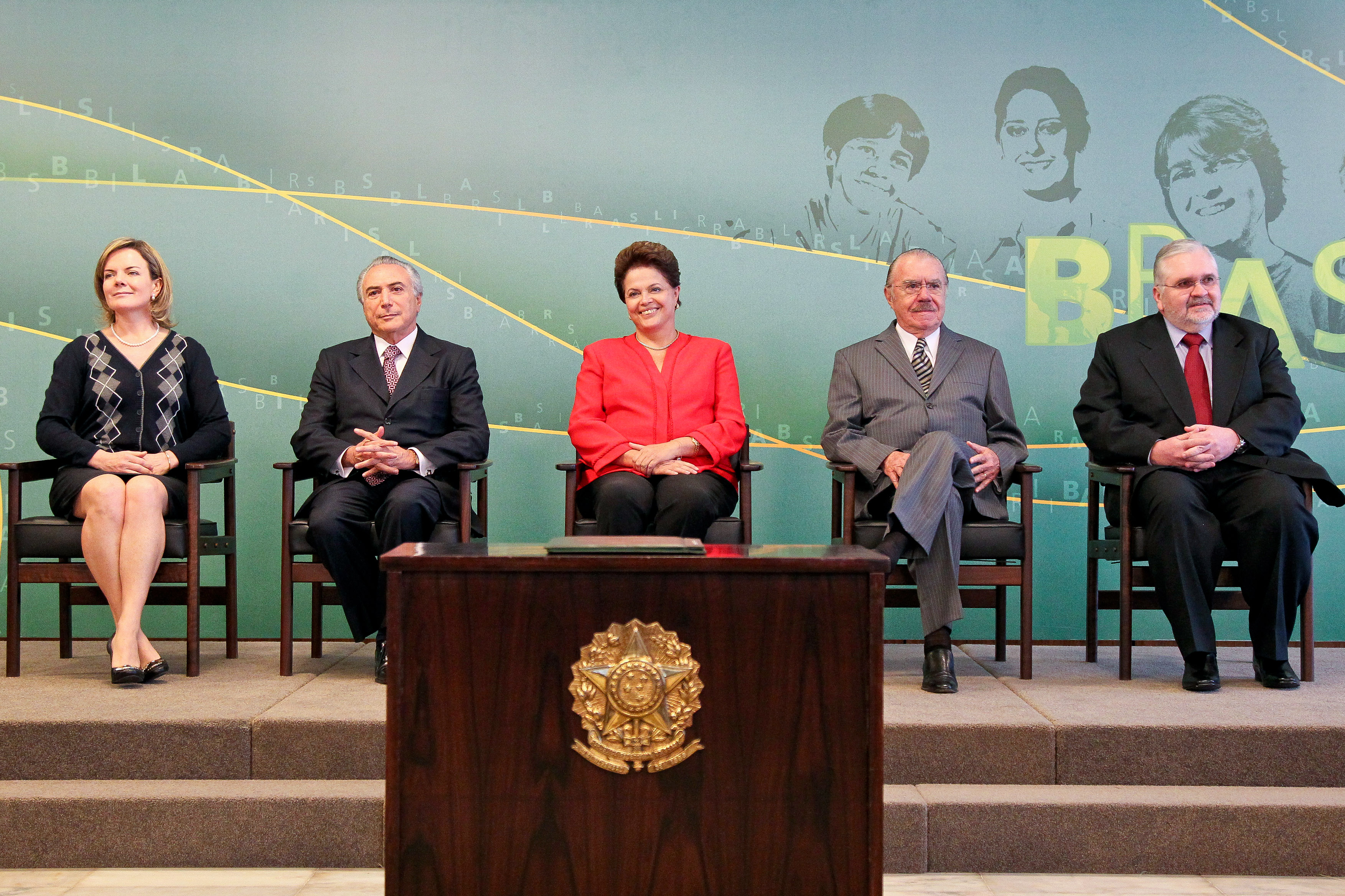 Presidenta Dilma Rousseff durante cerimônia de posse do procurador-geral da República, Roberto Gurgel. Brasília-DF, 15/08/2011 