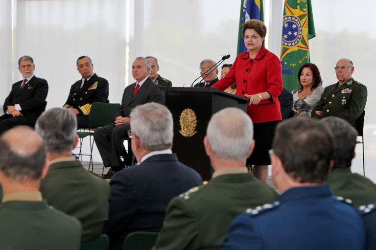 Presidenta Dilma Rousseff discursa durante cerimônia de apresentação de novos oficiais-generais. Brasília-DF, 16/08/2011 