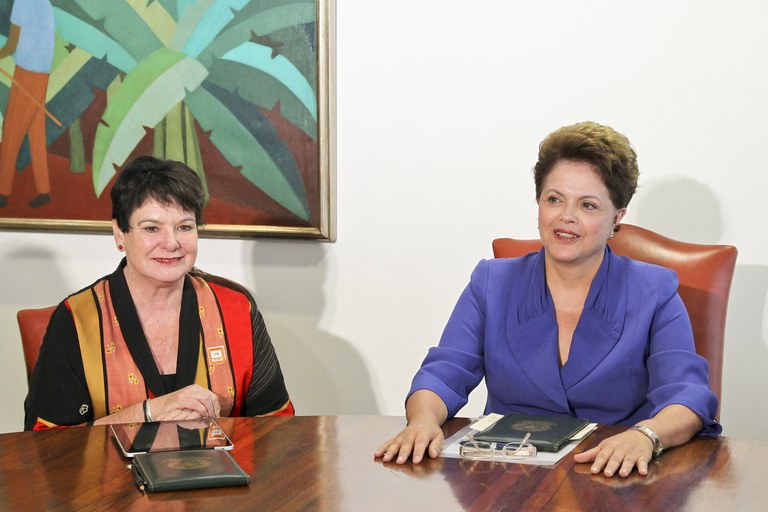 Presidenta Dilma Rousseff recebe no Palácio do Planalto a secretária-geral da Central Sindical Internacional, Sharan Burrow. Brasília-DF, 17/08/2011
