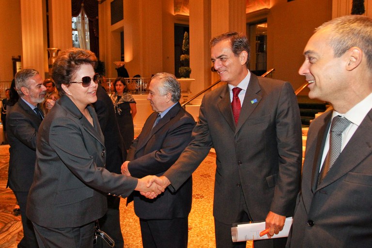  Presidenta Dilma Rousseff recebe cumprimentos no Hotel Waldorf Astoria. Nova Iorque-EUA, 18/09/2011
