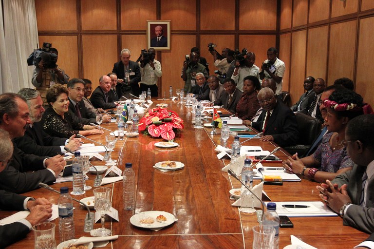 Presidenta Dilma Rousseff durante encontro com o Presidente de Moçambique, Armando Guebuza, no Palácio da Ponta Vermelha. Maputo-Moçambique,19/10/2011